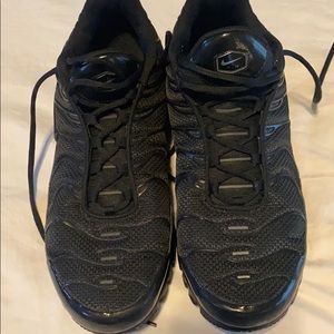 Men’s Nike Shoes Size  US 13